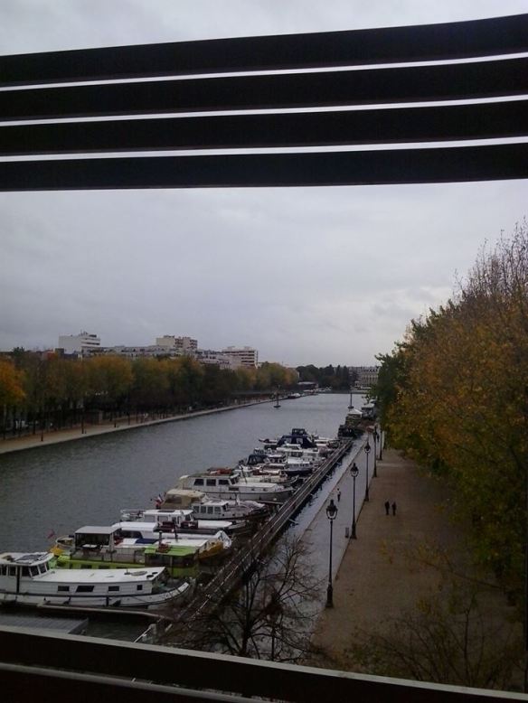 The view from my room, where I watched many a drug deal and men dressed solely in doonas abuse passerbys. Ah Paris